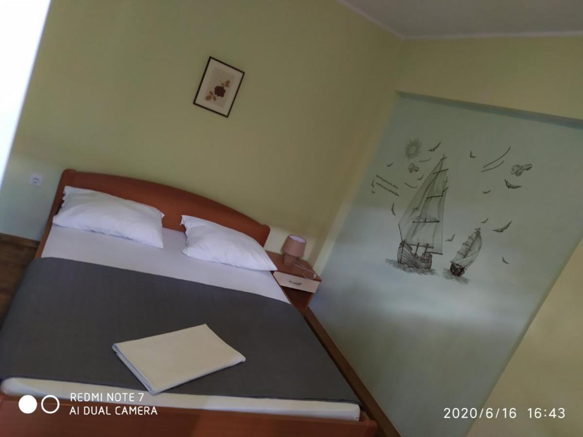 Apartman Ena Vodice Eksteriør bilde
